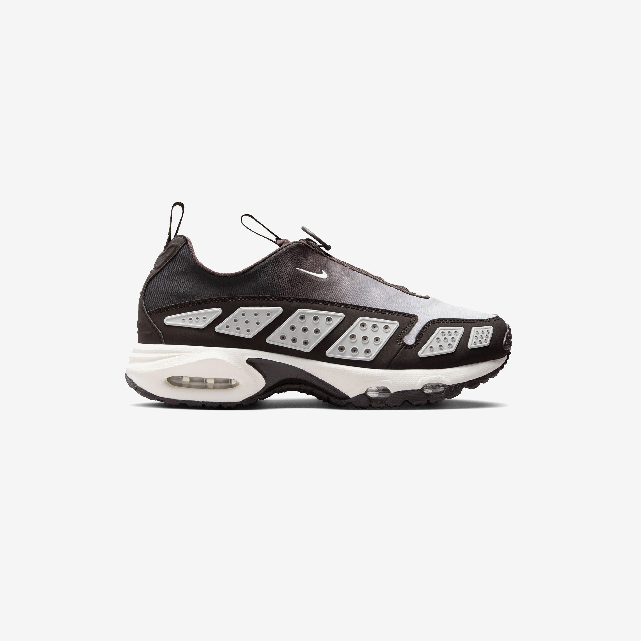 Nike | Wmns Air Max SNDR - VELVET BROWN/SAIL-LIGHT BONE-CAVE STONE - female