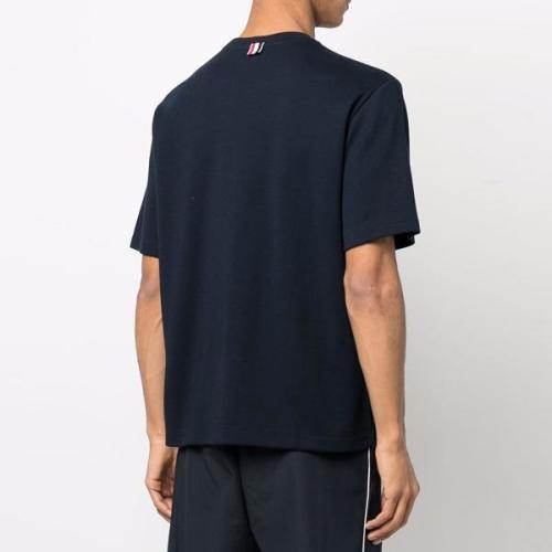 Short-sleeve T-shirt