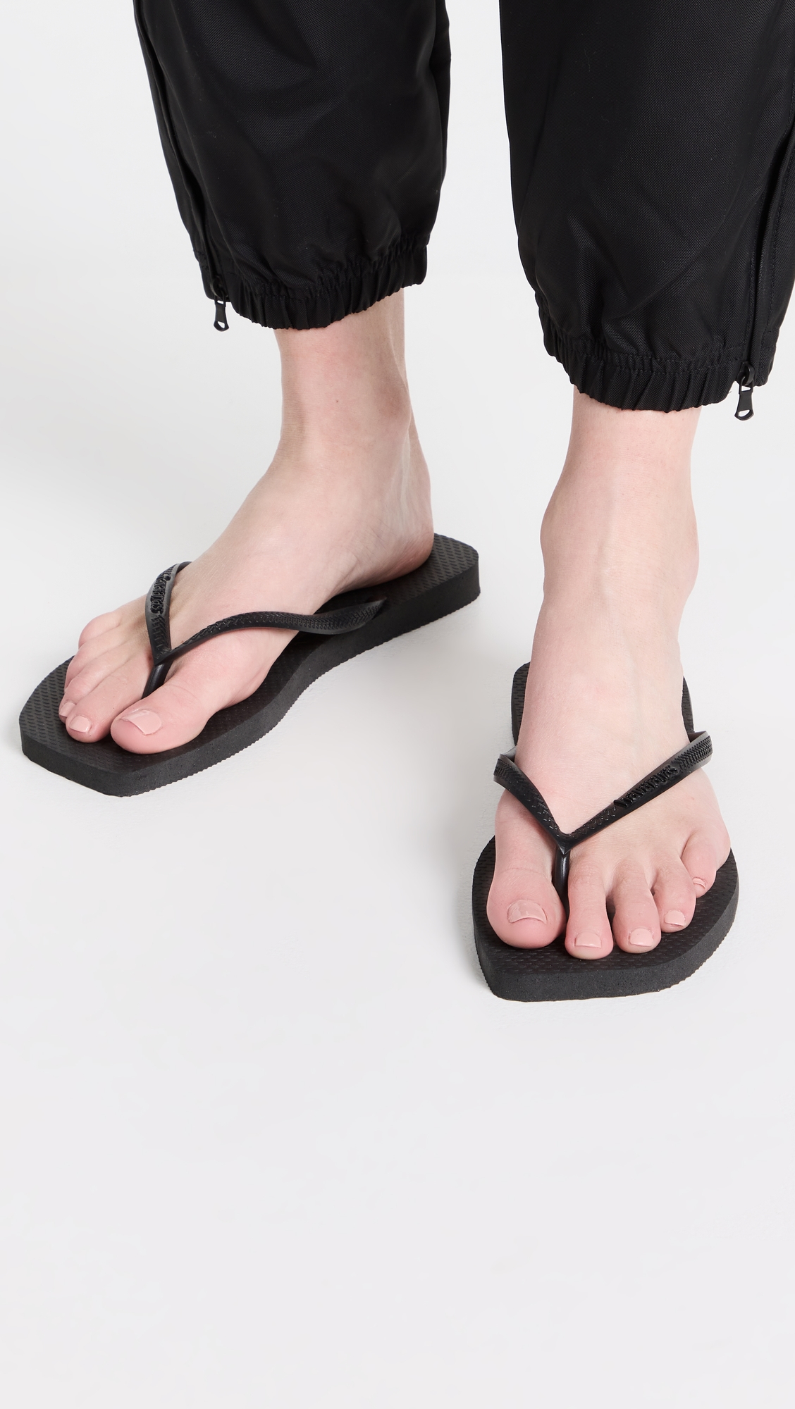 Slim Square Solid Flip Flops Black 8