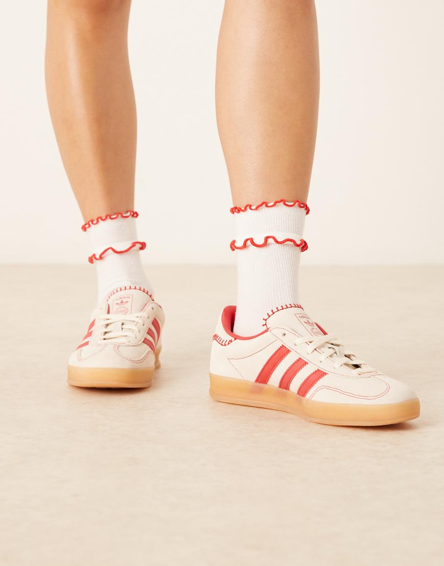 Gazelle indoor sneakers in white and red