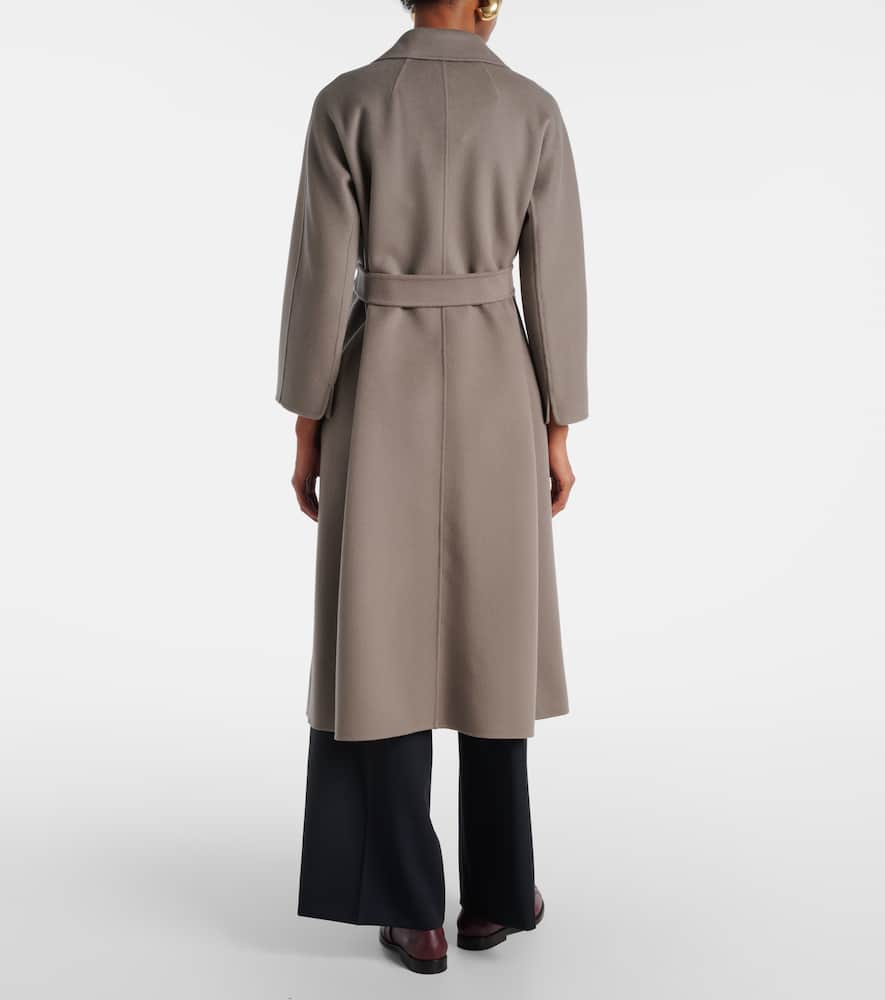 Esturia virgin wool coat