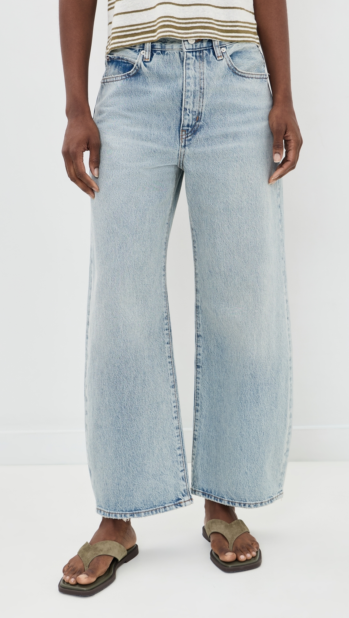 The Bow Crop Jeans Coastal