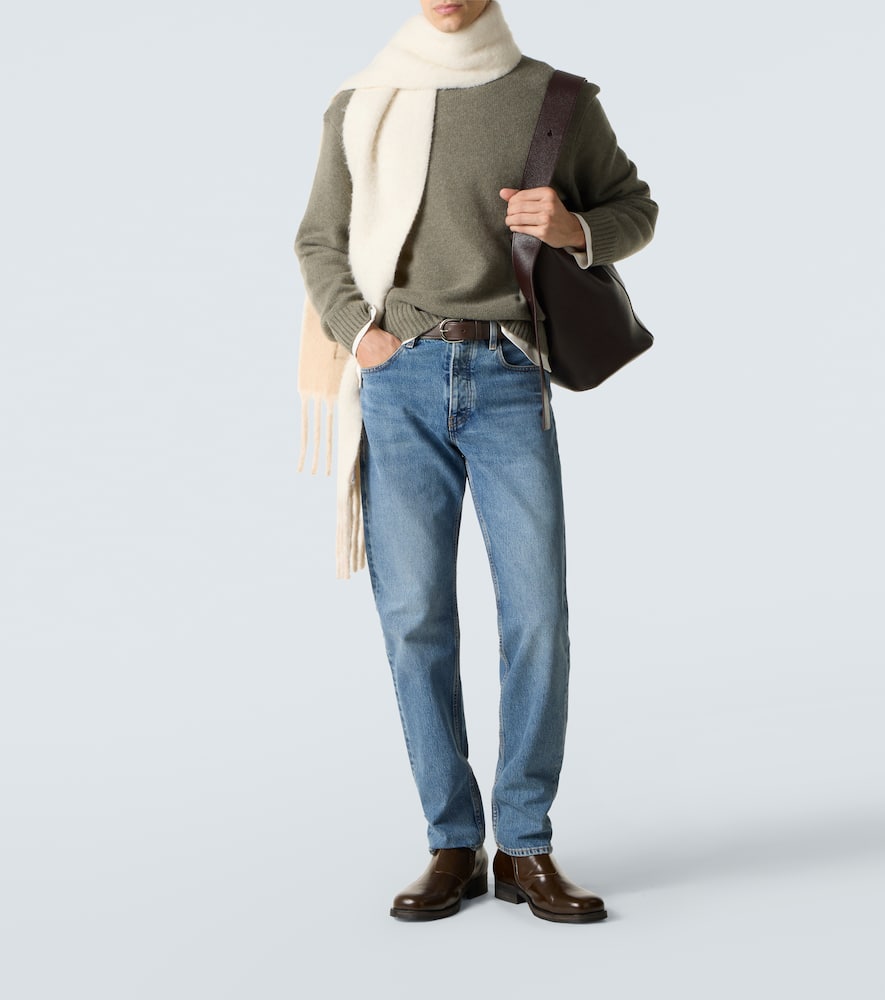 Cashmere sweater