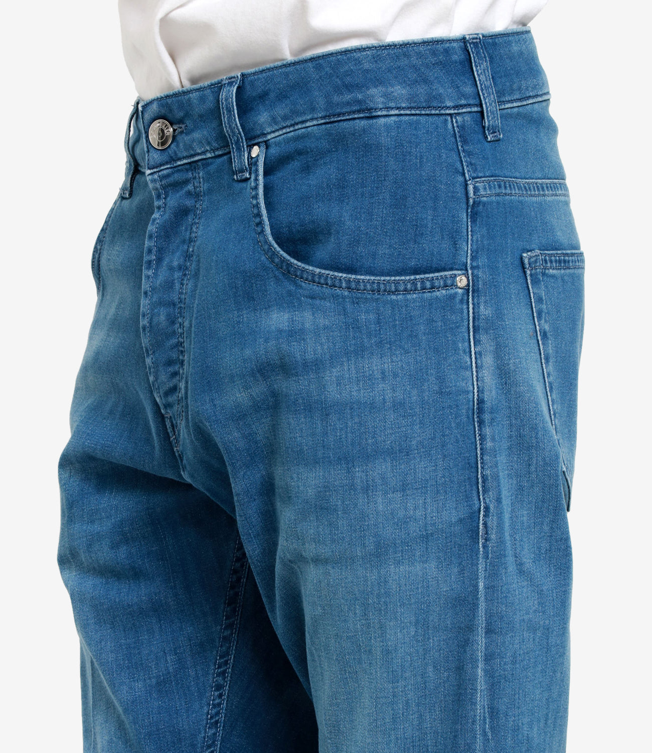 Enfilez le jean plus complet