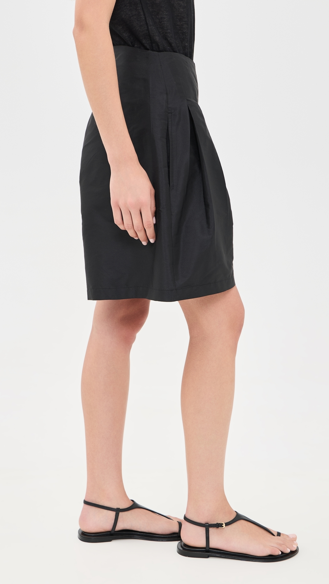 Techno Taffeta Long Shorts Bronze