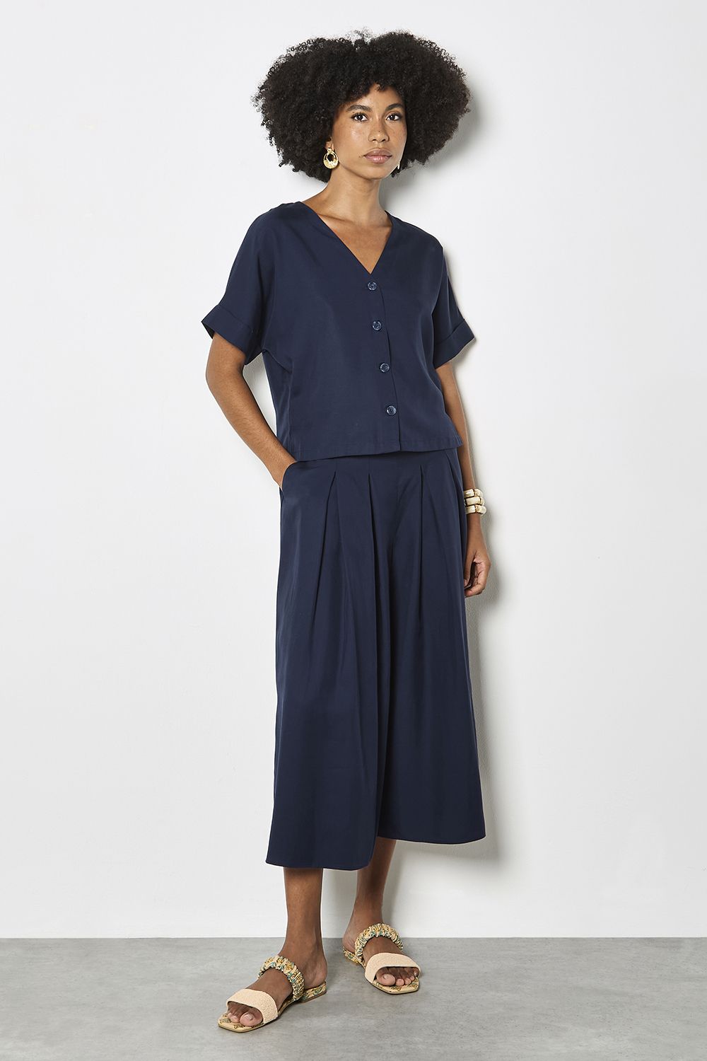 Apricot Women's Pleated Wide-Leg Culotte Trousers in Navy