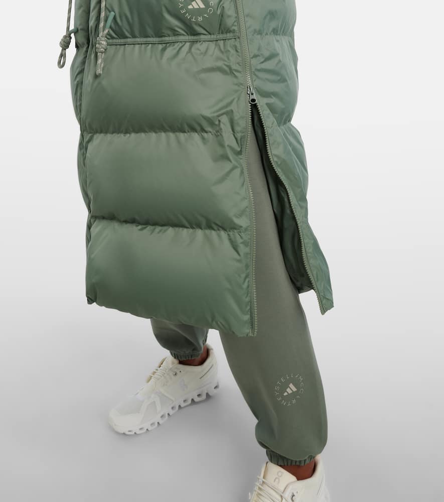 Hooded puffer coat