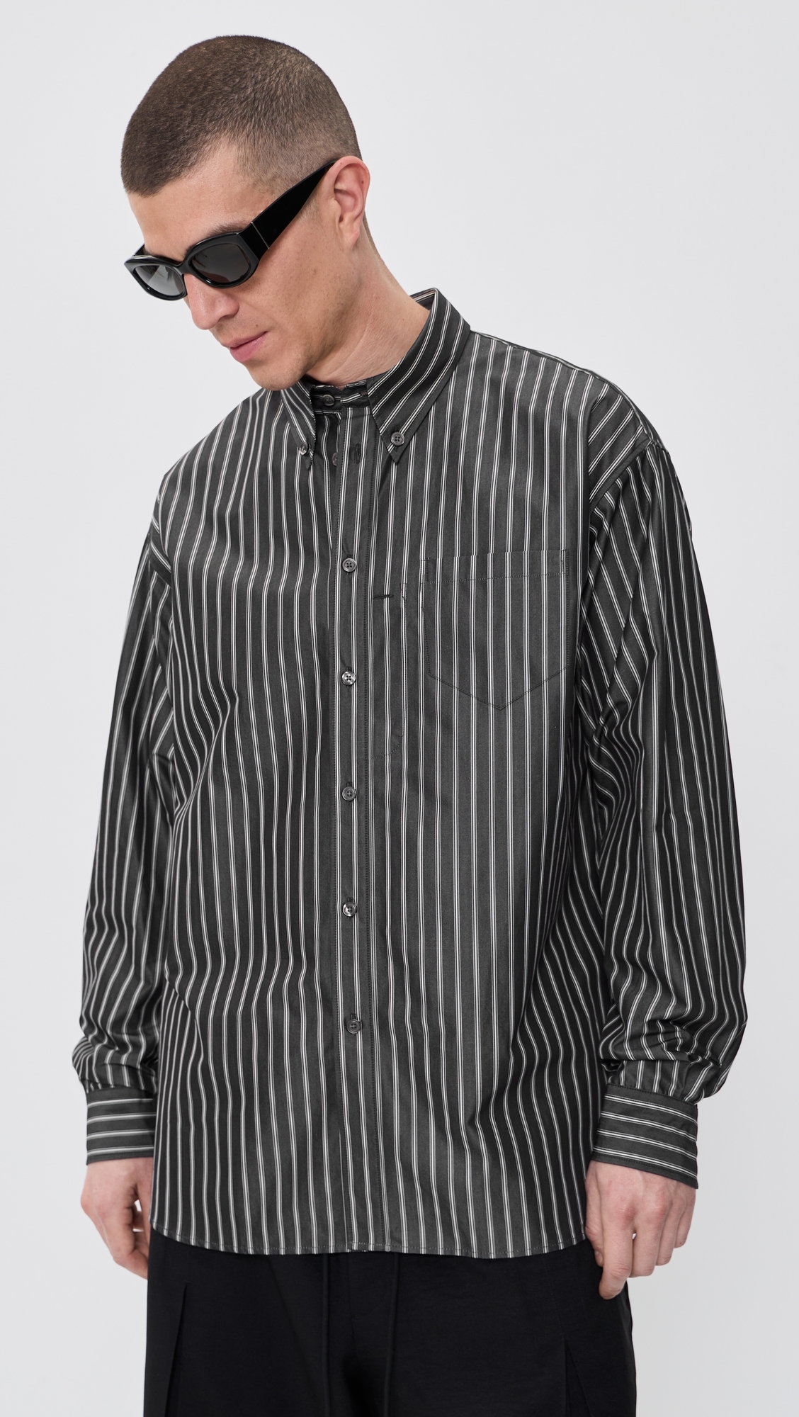 Veterano Button Down Shirt Black/White Stripe