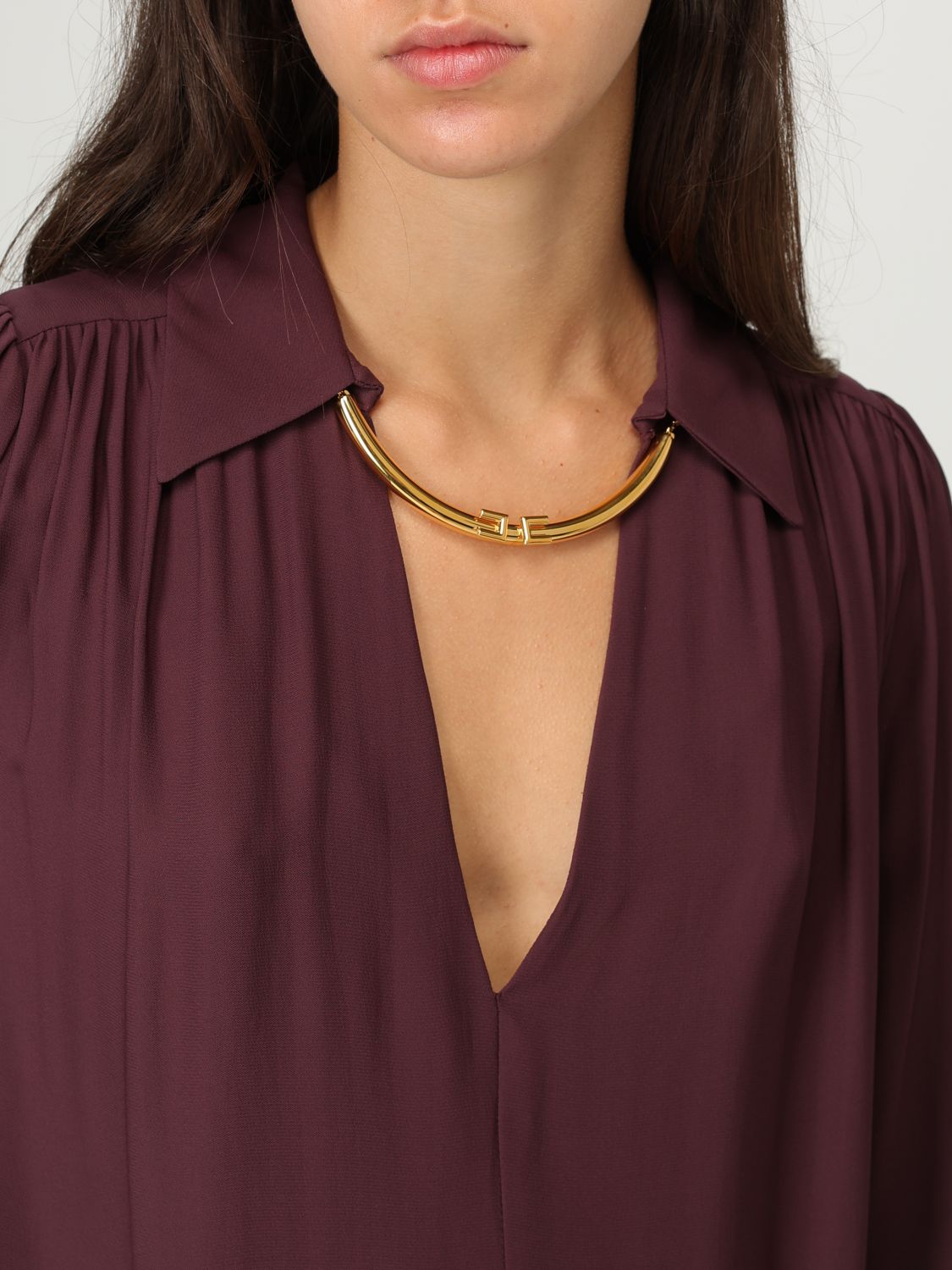 Top Woman color Wine