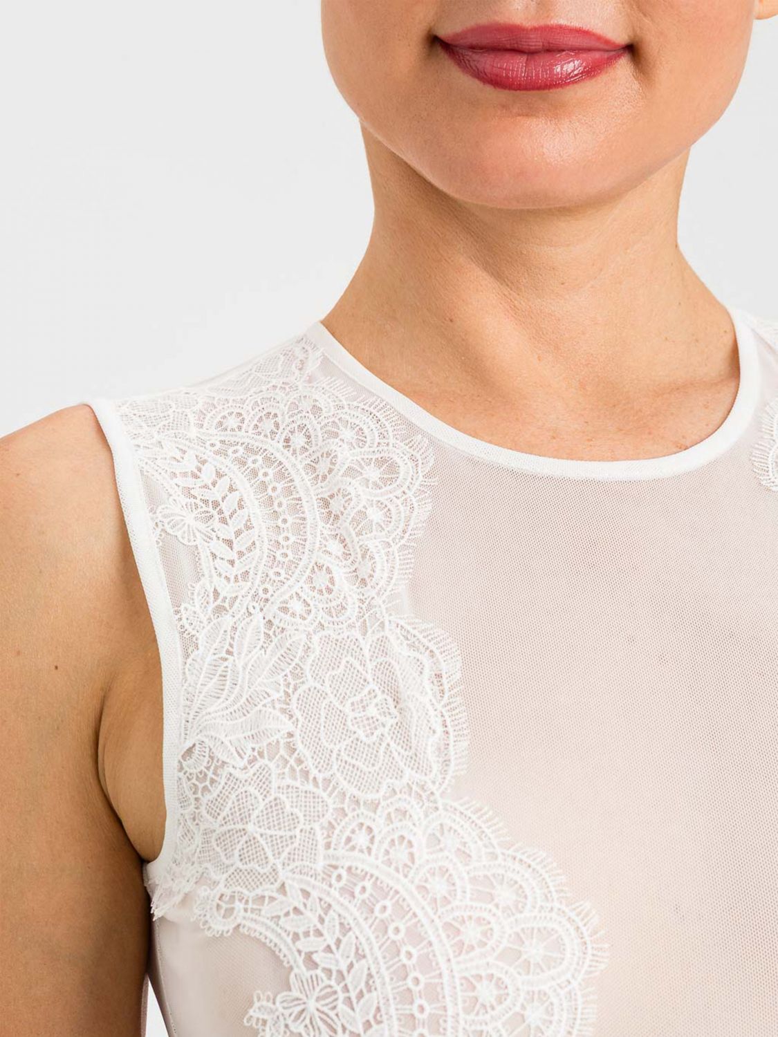 Top Woman color White