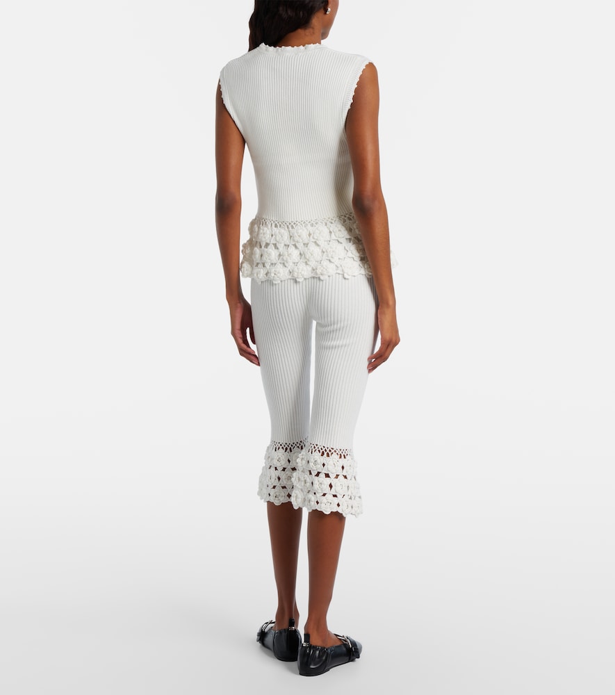Crochet-trimmed ribbed cotton-blend capri pants