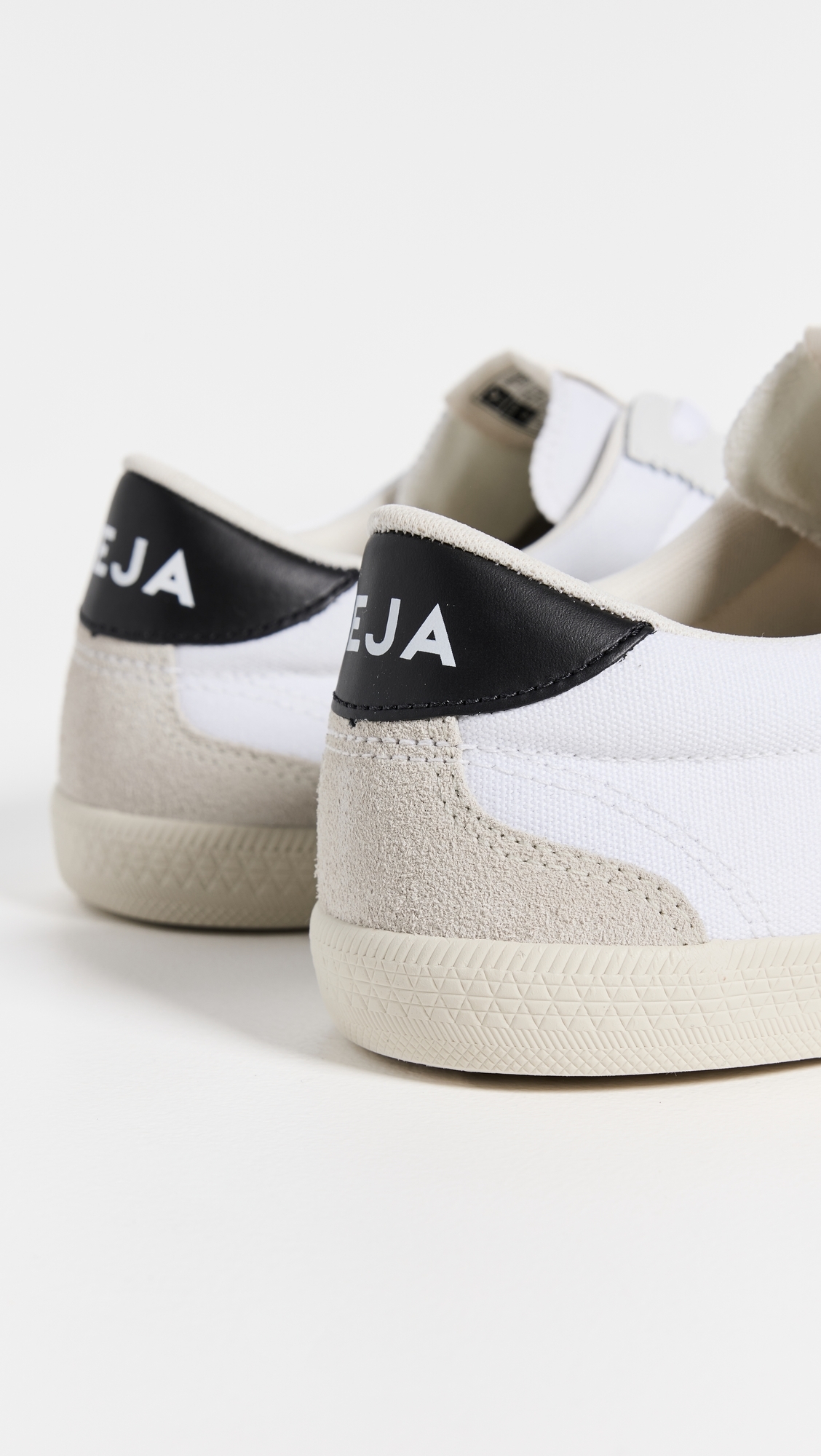 Volley Sneakers White Black