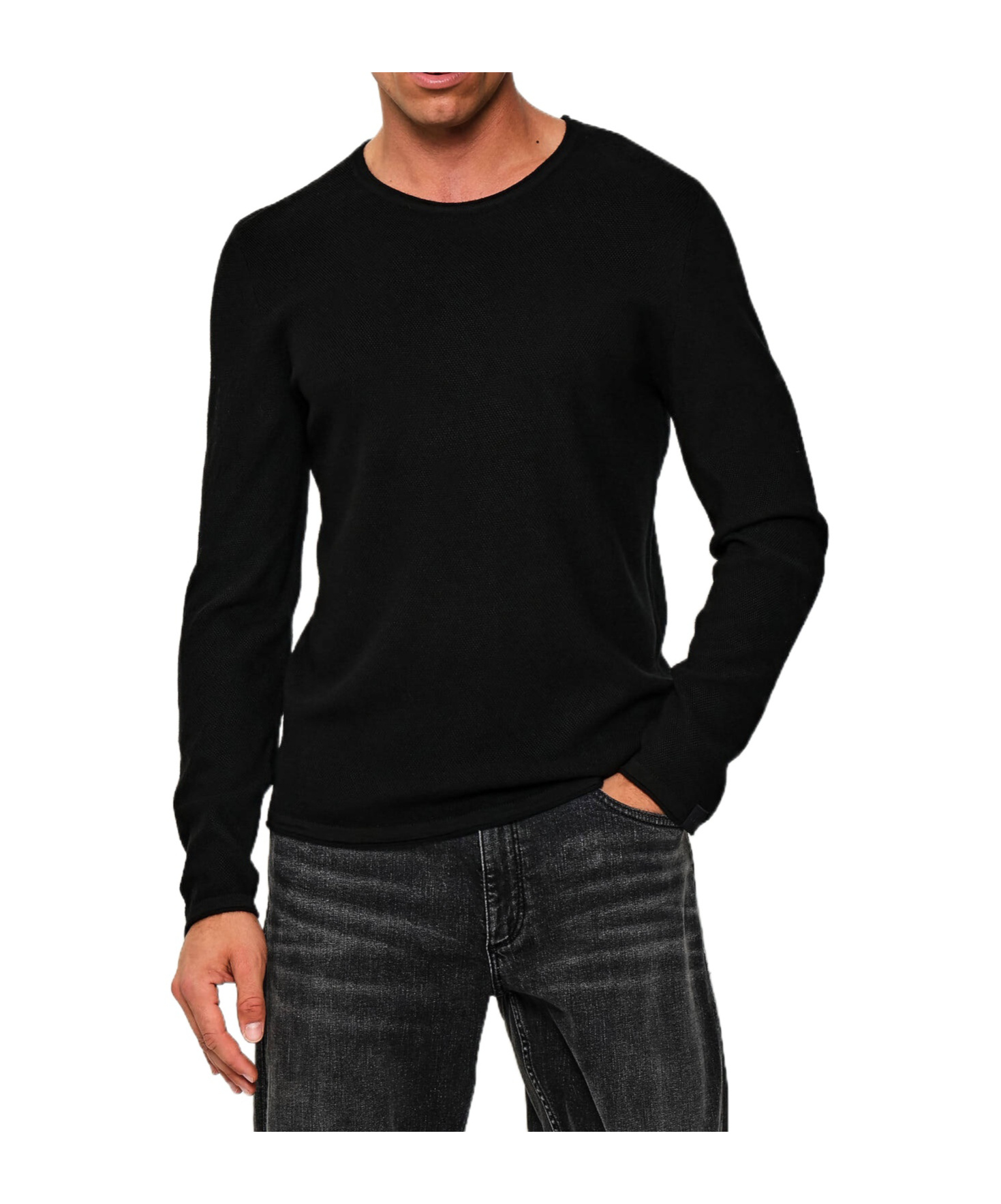 Long-sleeved knitwear
