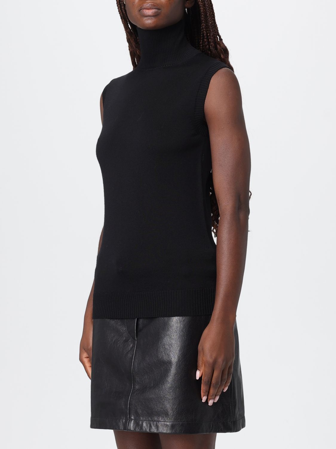 Top Woman color Black