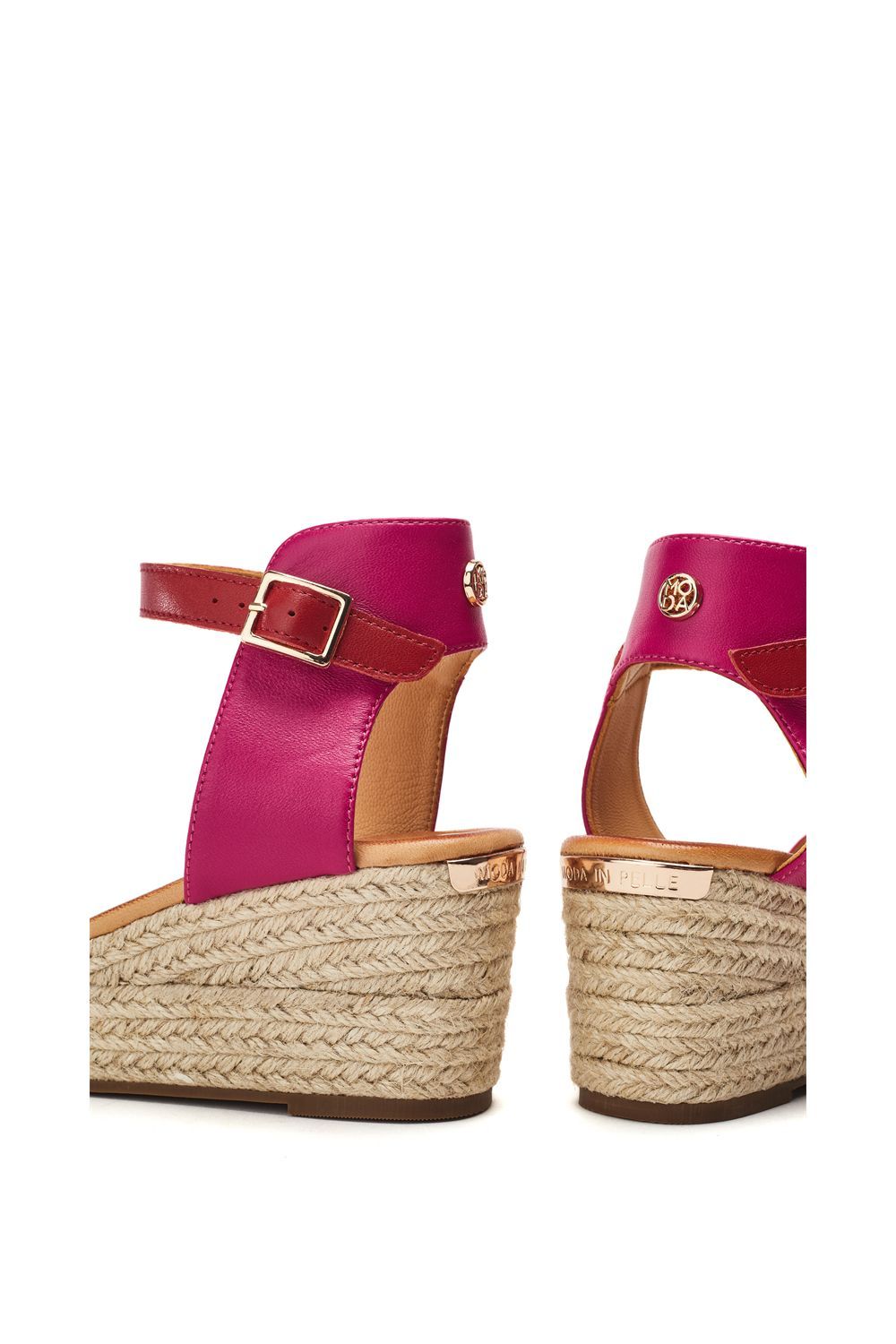 Moda In Pelle 'kolanthia' Leather Heeled Sandals In Pink