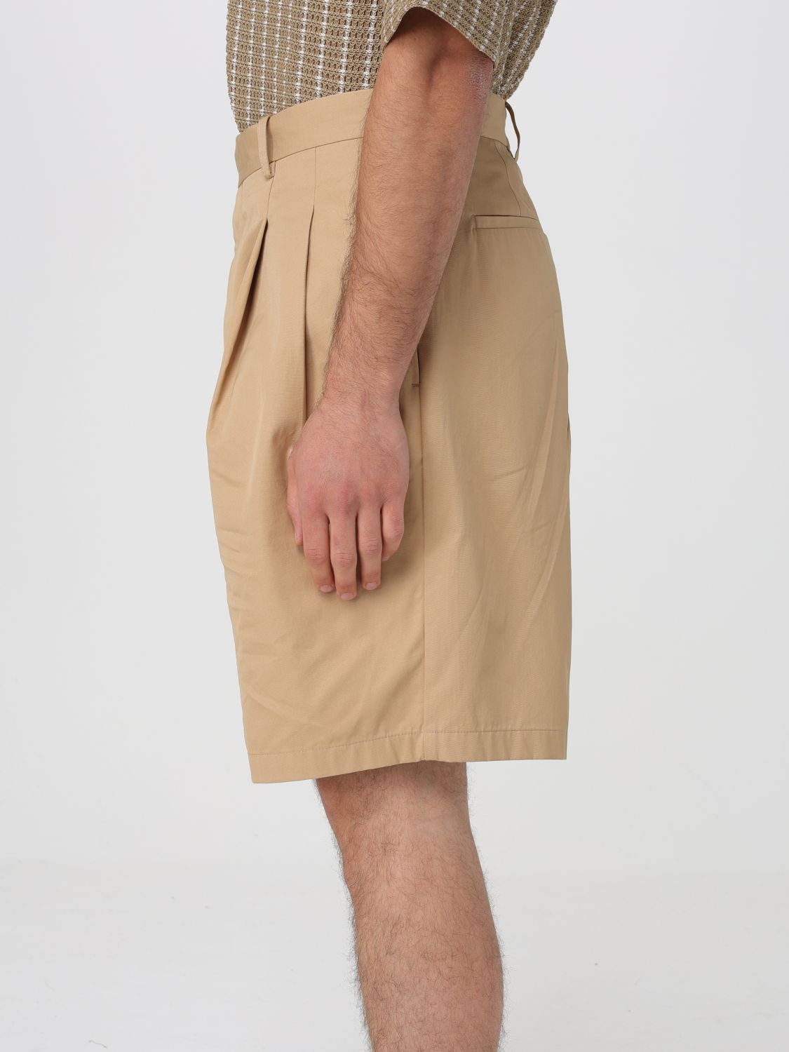Shorts Men color Beige