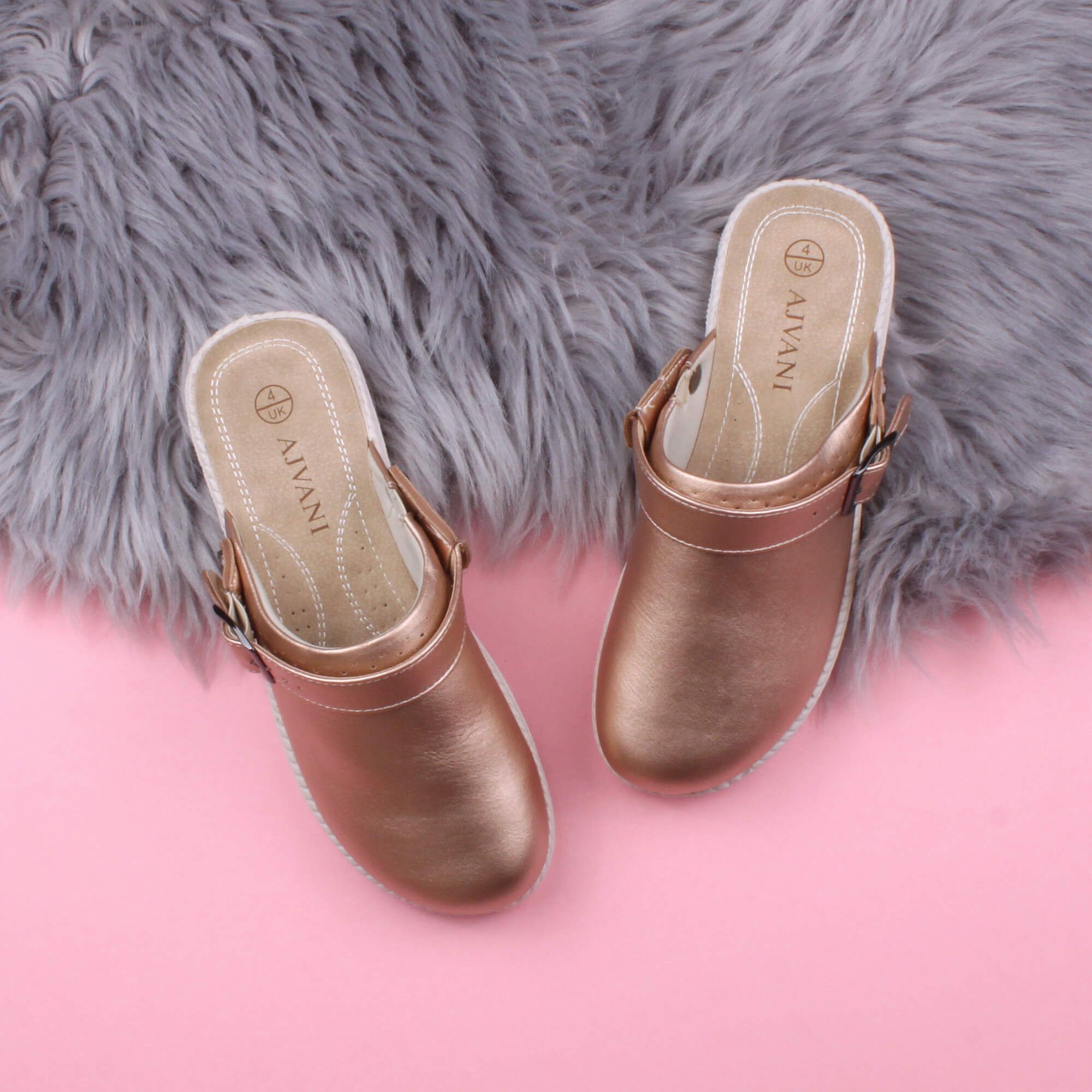 AJVANI Women's Low Wedge Heel Slingback Clogs Faux Leather Mules in Rose Gold
