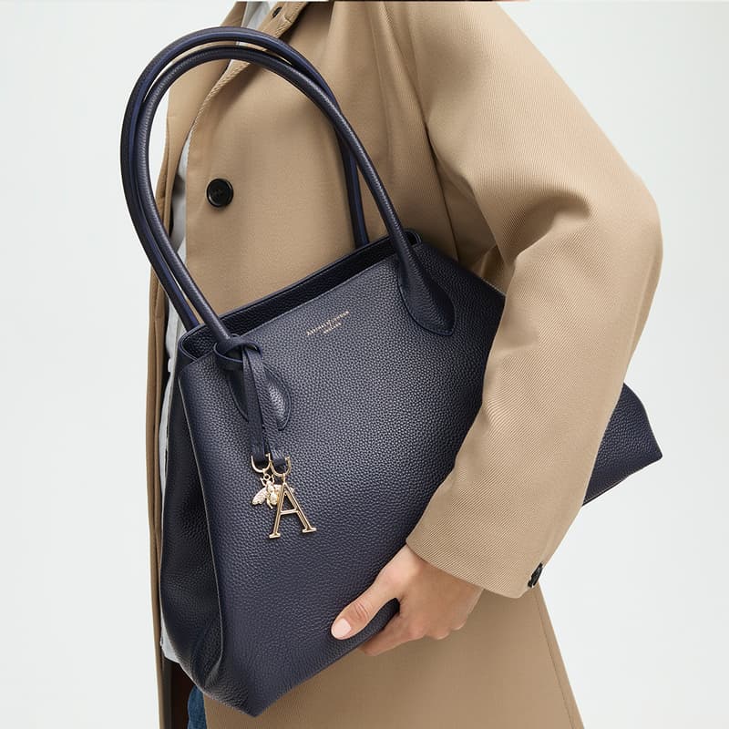 Large Paris Bag in Navy Pebble