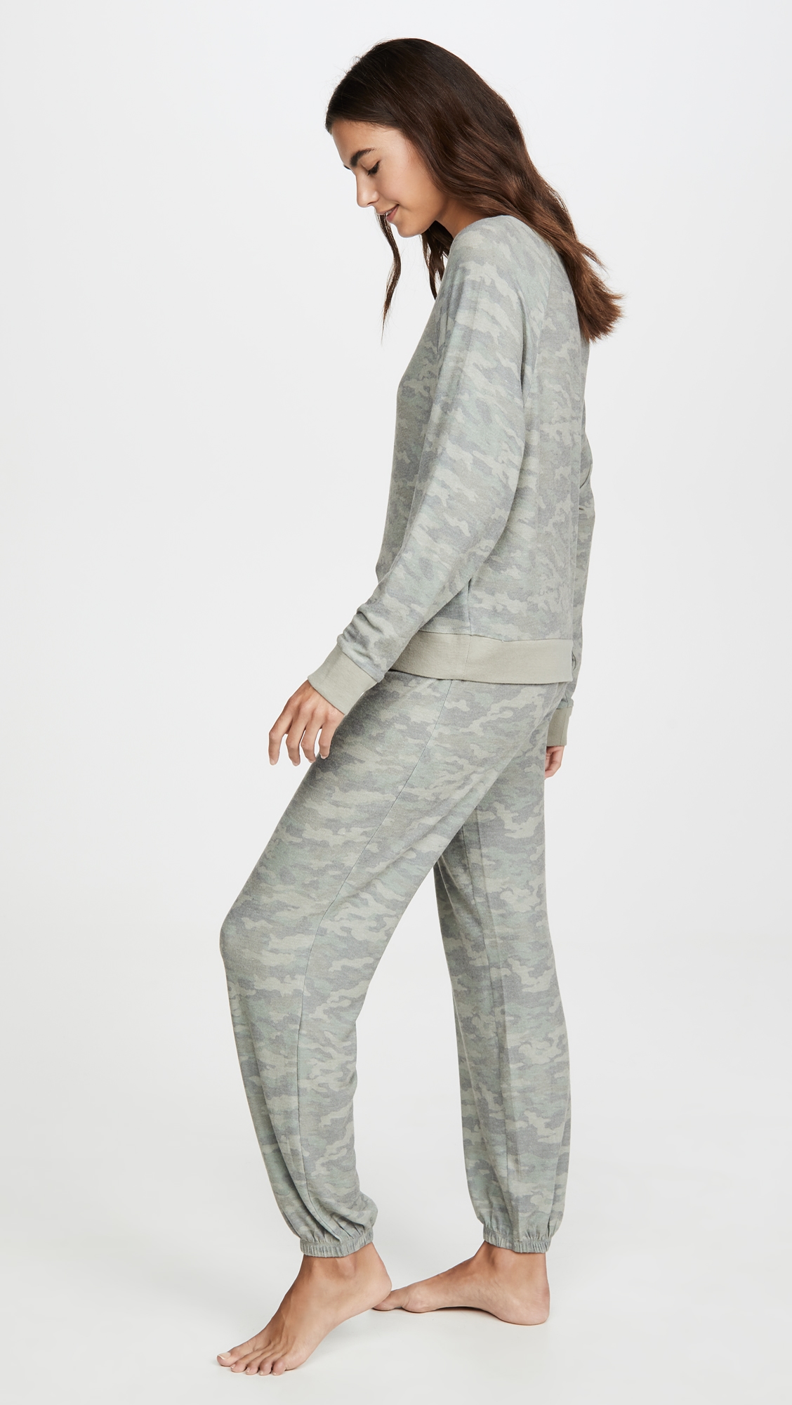 Star Seeker Lounge Set Camo