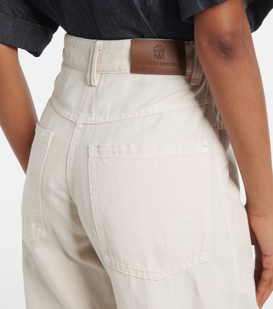 Wide-leg jeans