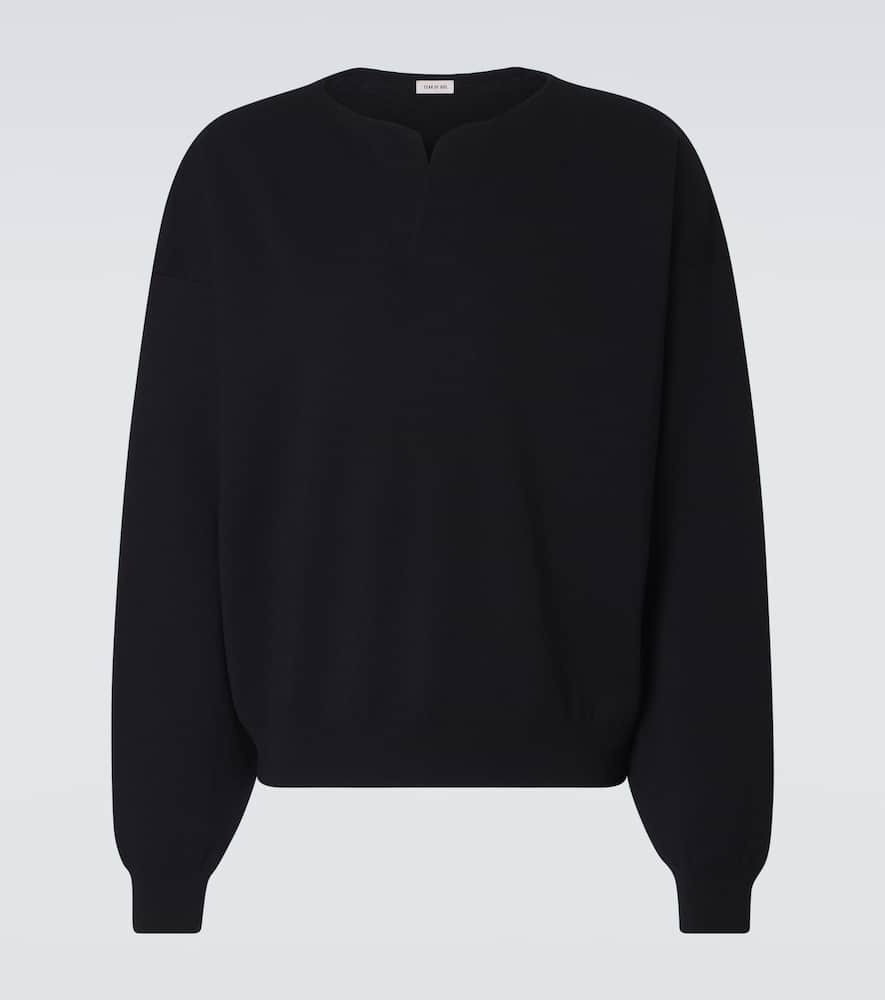 Virgin wool sweater
