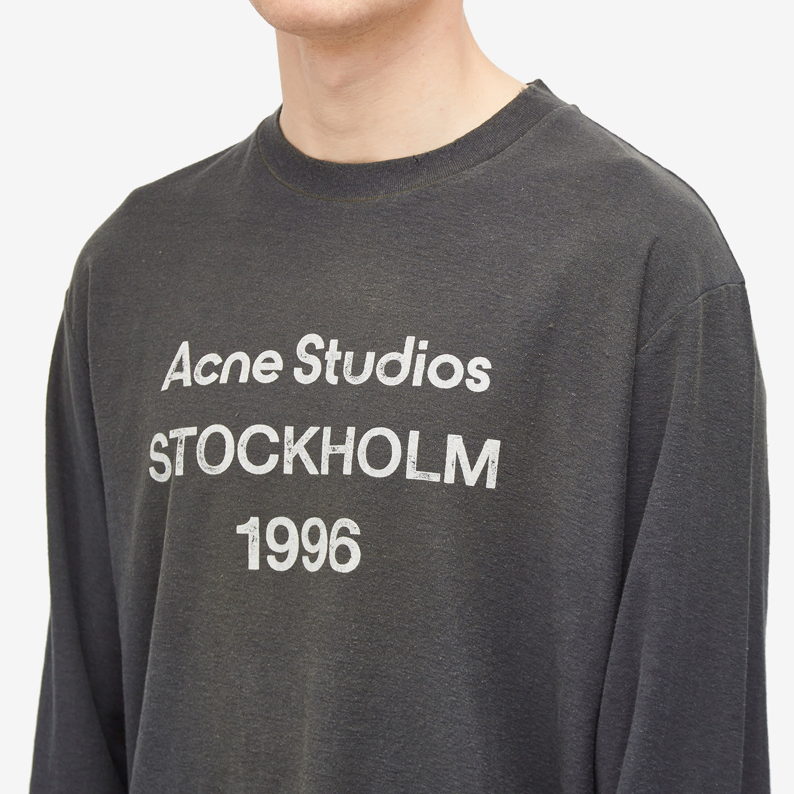 Men's Edden 1996 Logo Long Sleeve T-Shirt in Faded Black