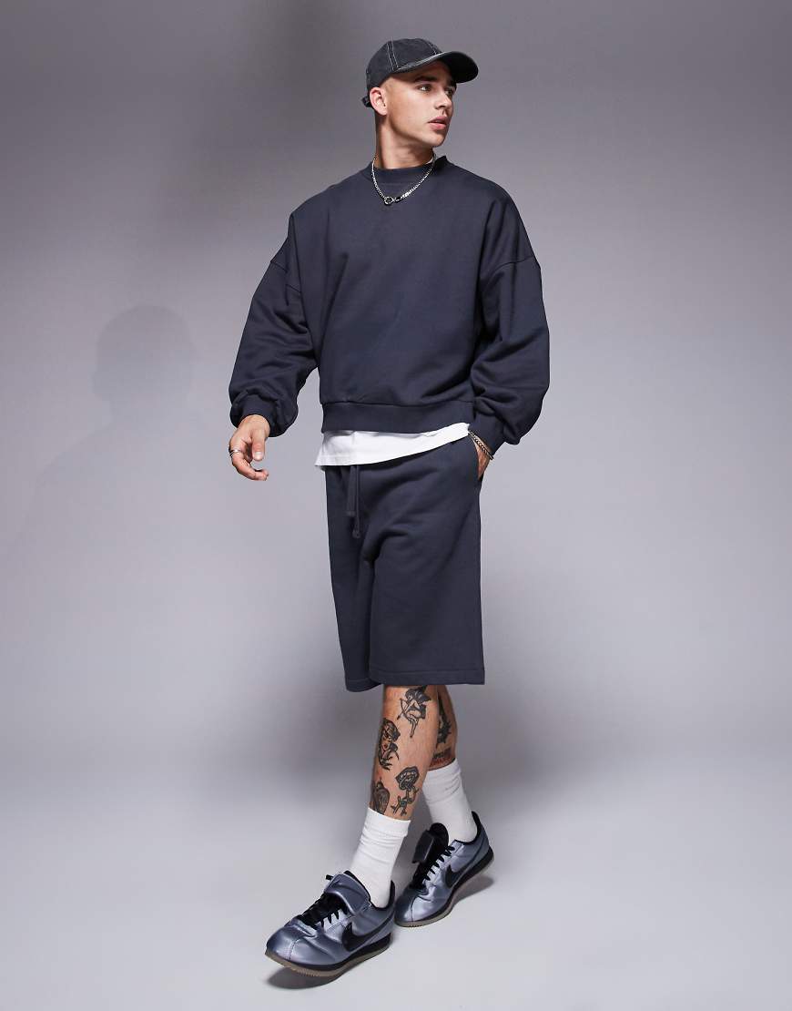 ASOS DESIGN premium heavyweight oversized shorts 400gsm in charcoal-Gray