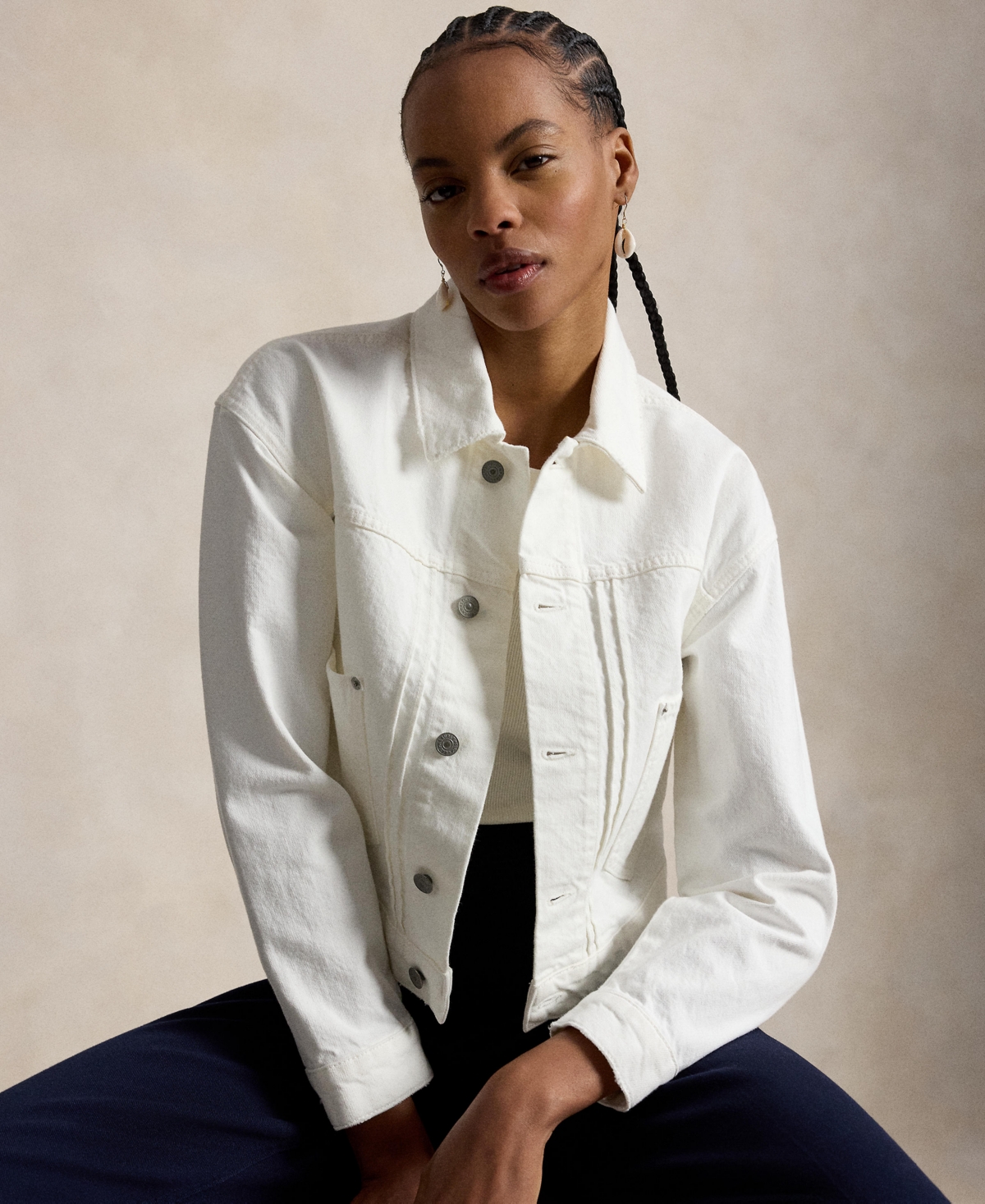 Women's Spread Collar Long-Sleeve Trucker Denim Jacket - Carini Wash