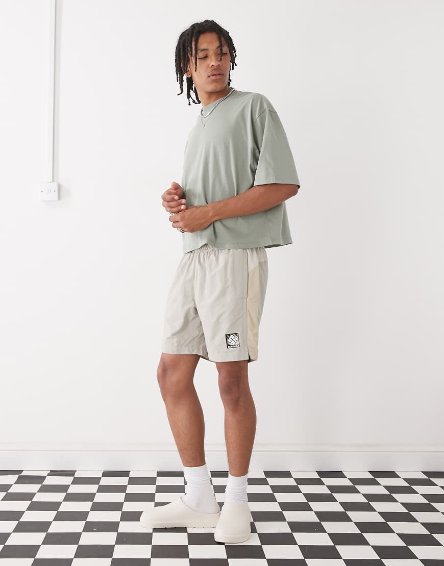 Reventure shorts in beige-Neutral