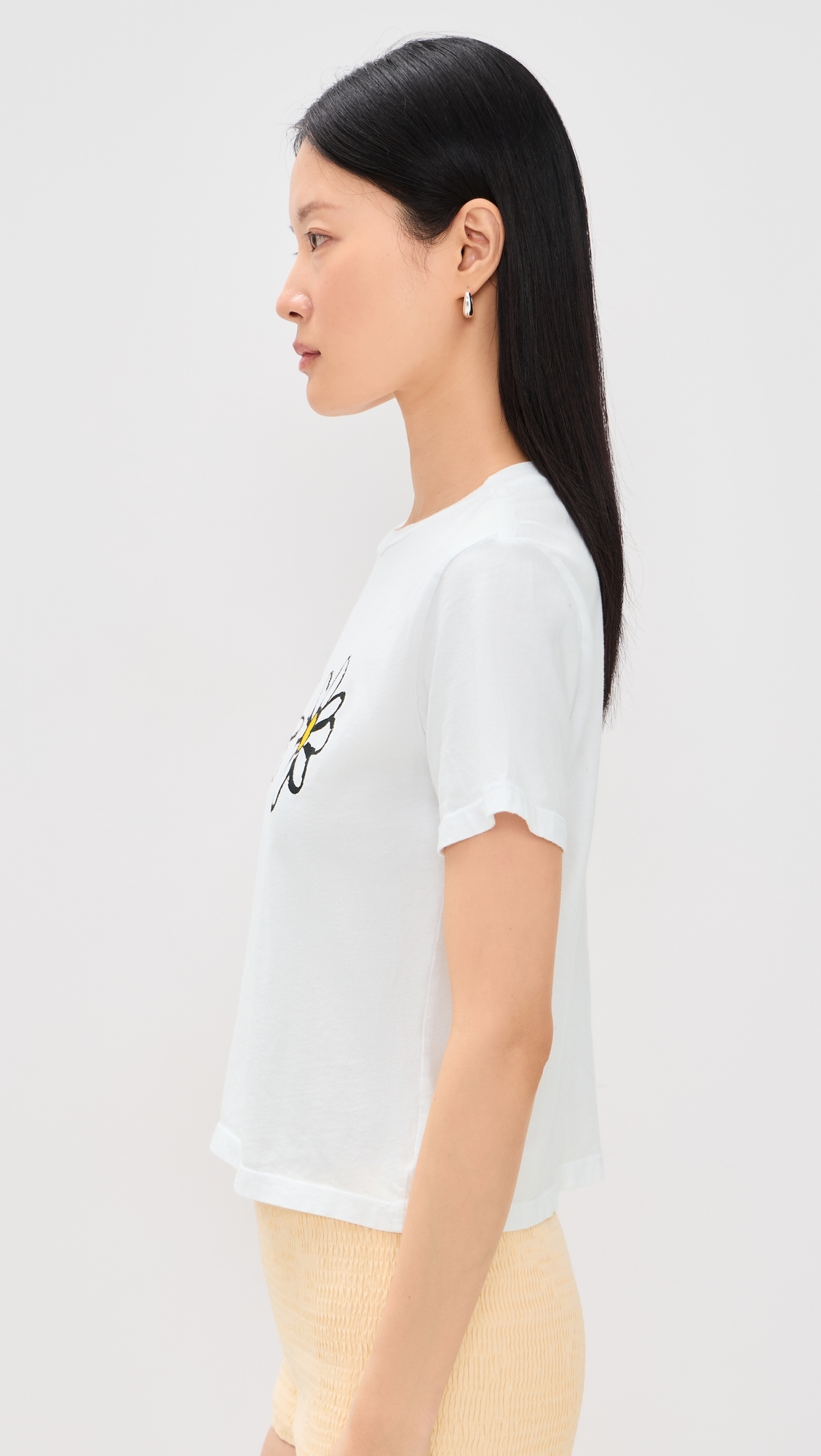 Fresh As A Daisy Tee White