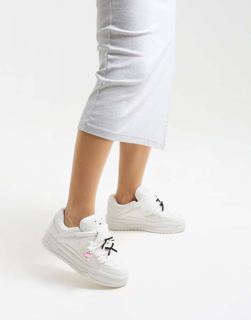 Mifffy skater trainers in white