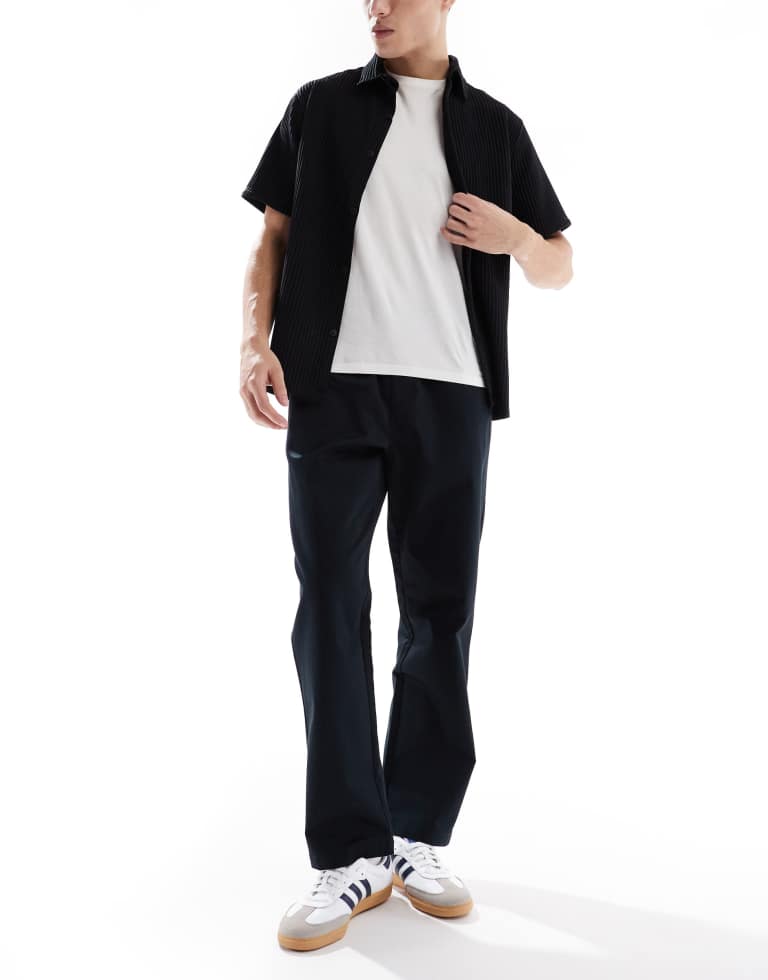 Converse Mens straight leg trousers in black - X-Sma