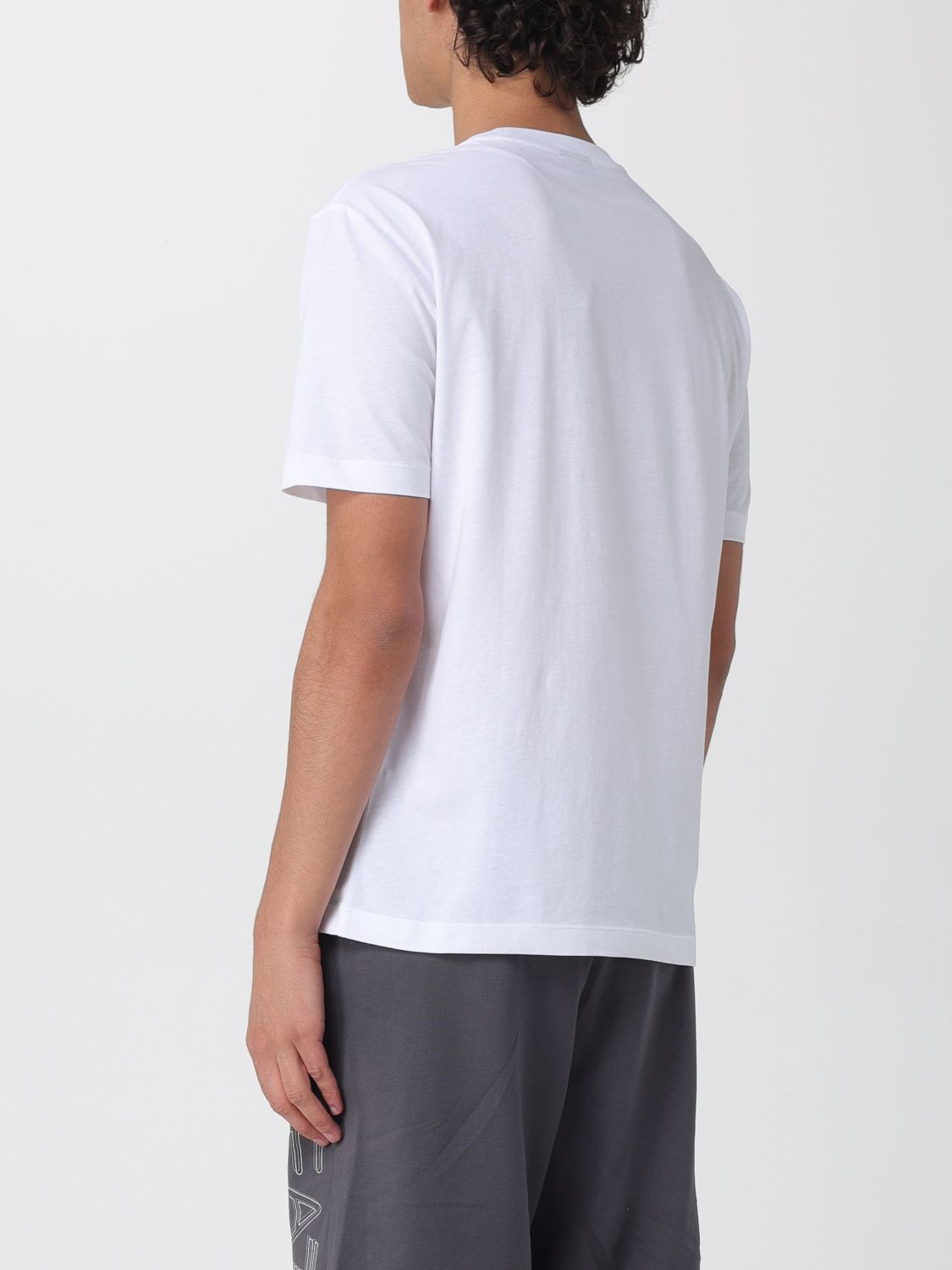 T-Shirt Men color White