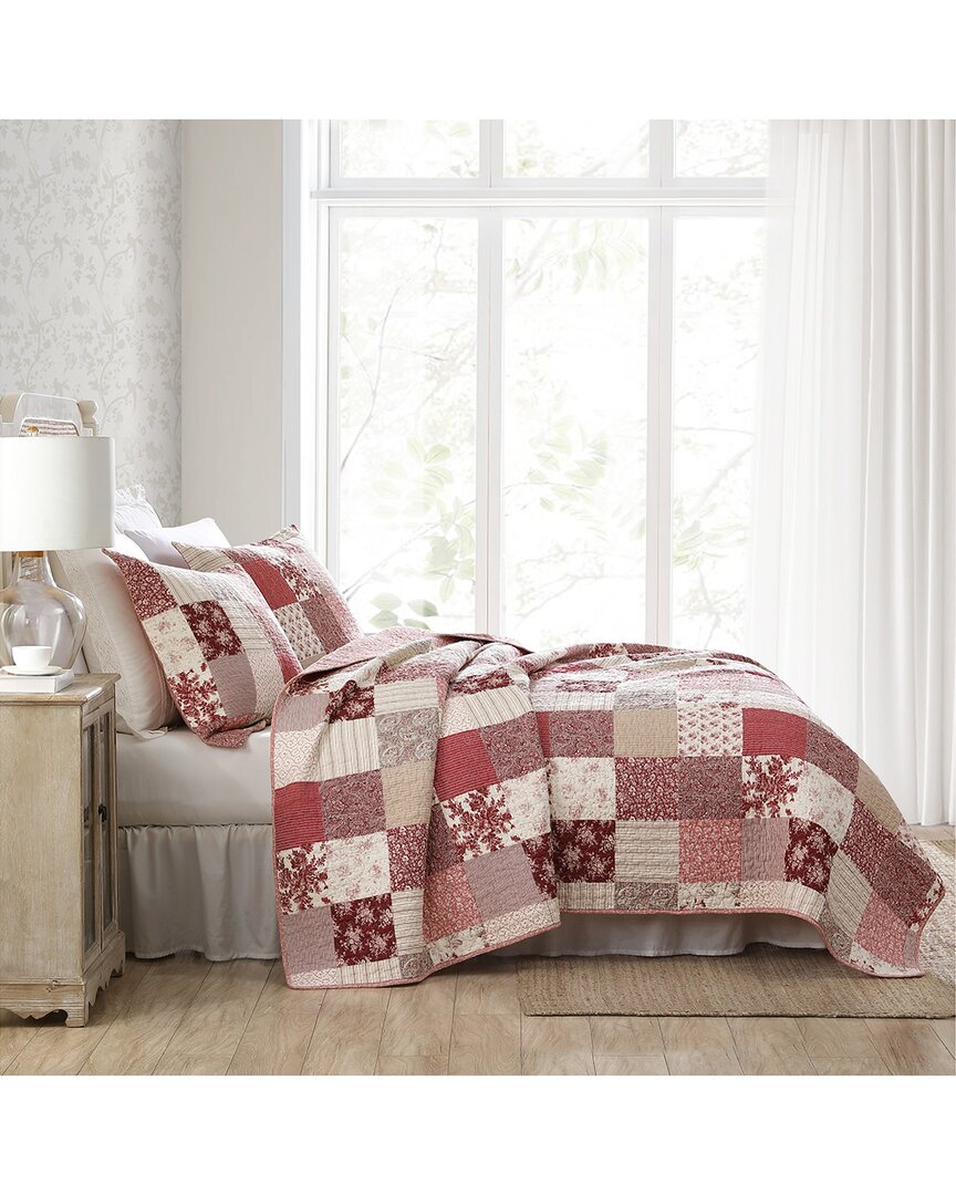 Celina Patchwork Reversible Quilt Set