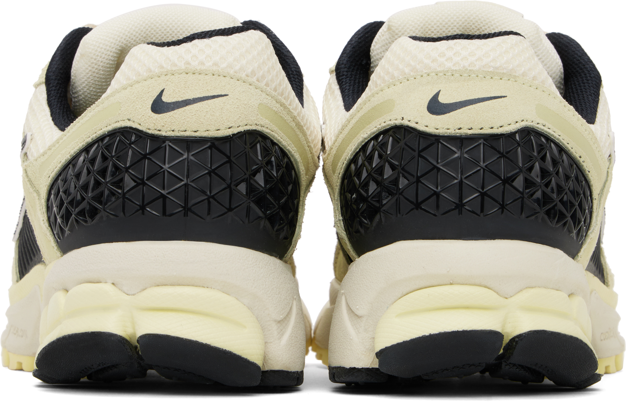Off-White & Black Zoom Vomero 5 Sneakers