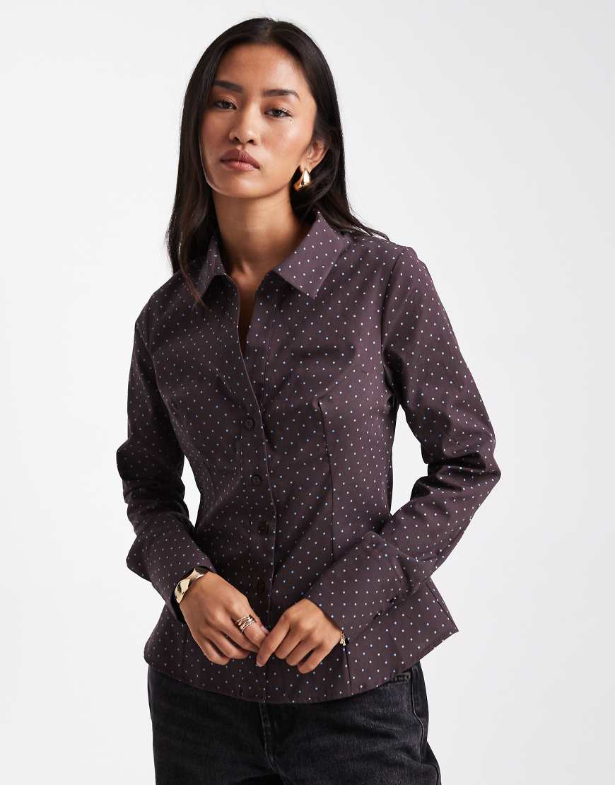 Poplin fitted shirt in polka dot-Brown