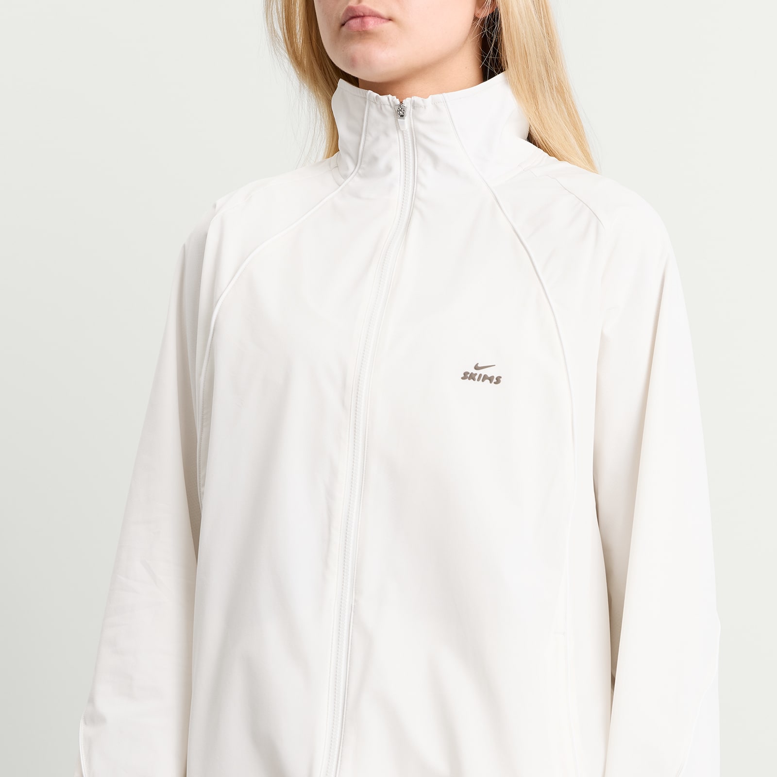 Women's x SKIMS Stretch Nylon Oversized Jacket Ivory