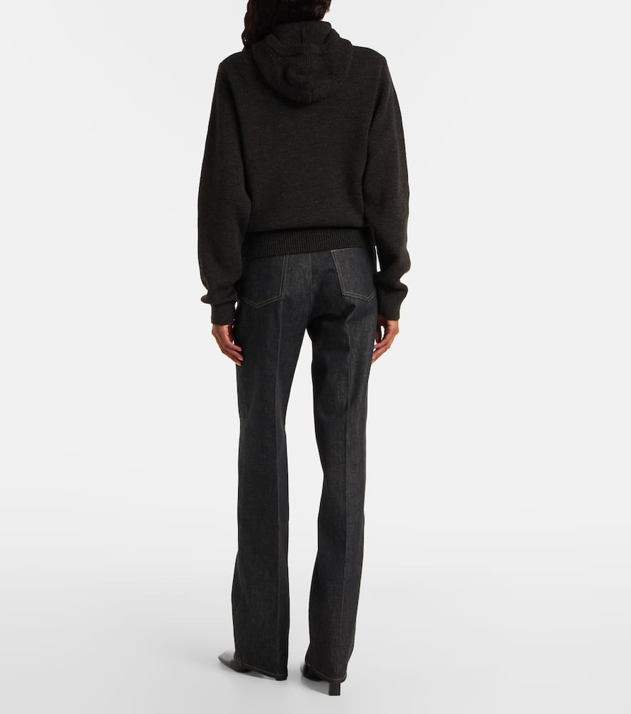 Hooded sweater