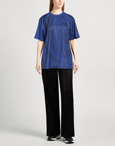 Woman T
