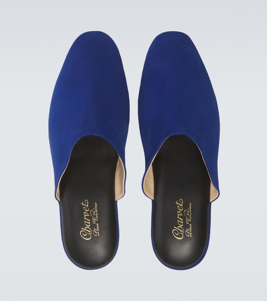 Suede slippers
