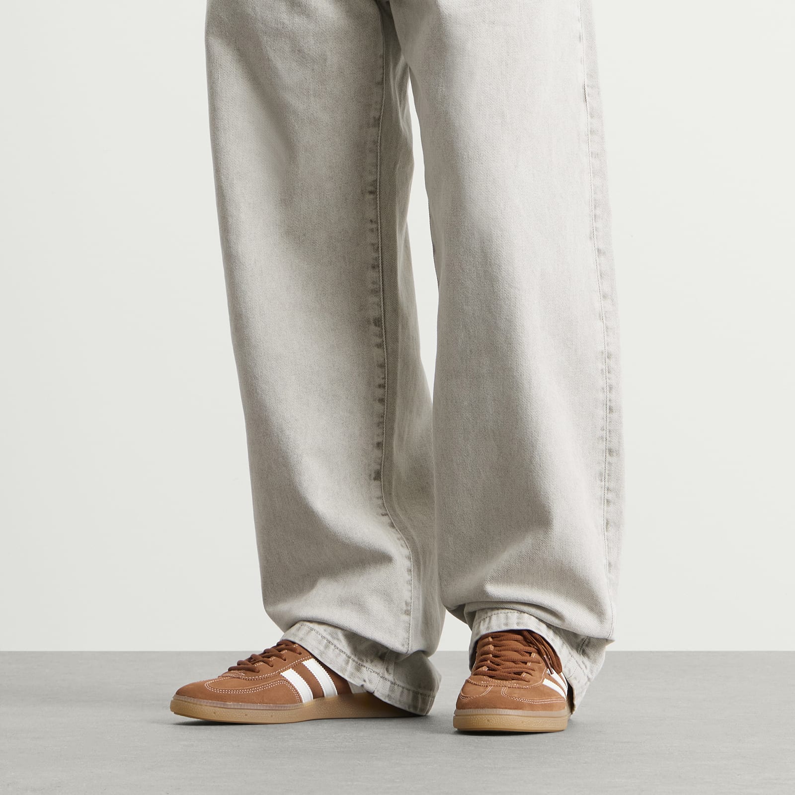 Men's Handball Spezial Sneaker in Dusky Bronze/Off White/Gum