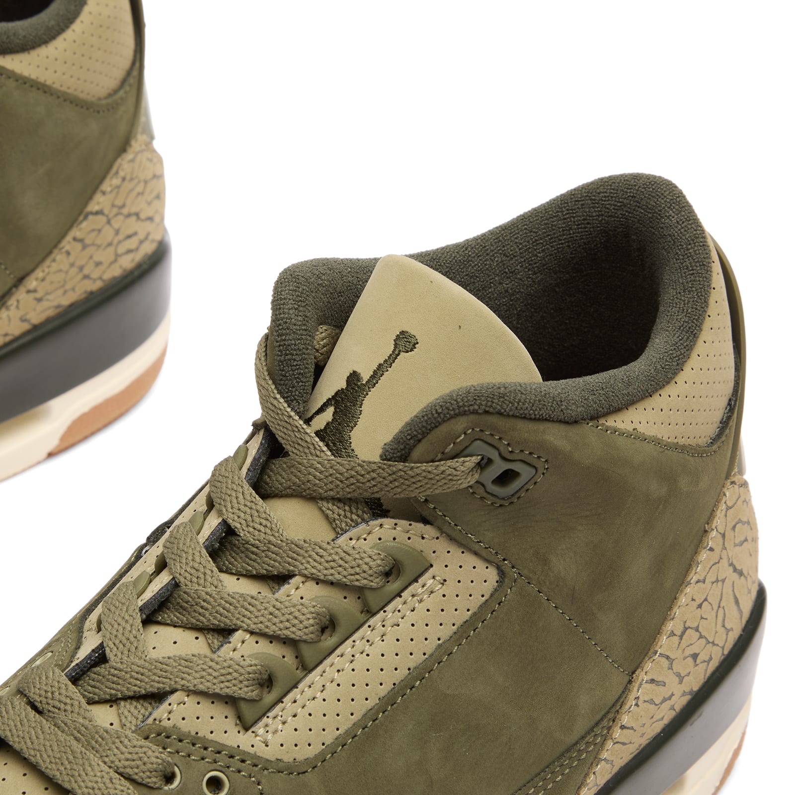 Men's 3 Retro OG Rt Sneaker Olive/Sequoia/Olive