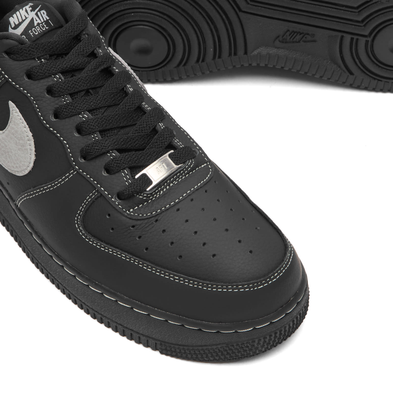 Men's Air Force 1 '07 Lv8 Sneaker in Black/Grey/Black
