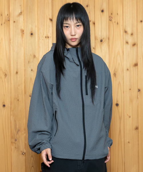 XJ132 Check Wrinkle Windbreaker