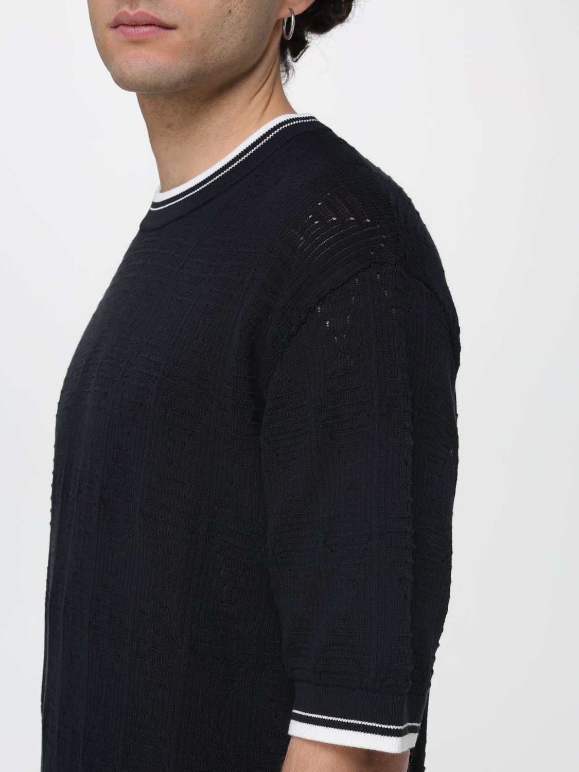T-Shirt Men color Black