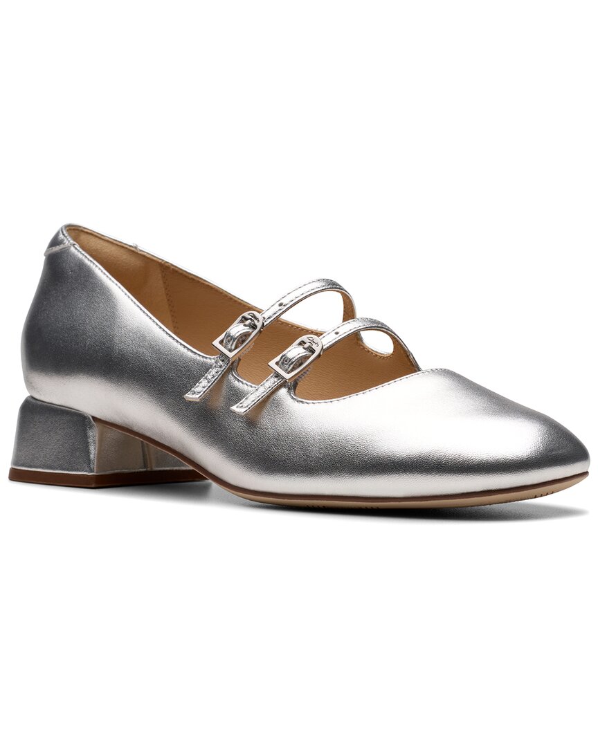 Daiss30 Shine Leather Pump