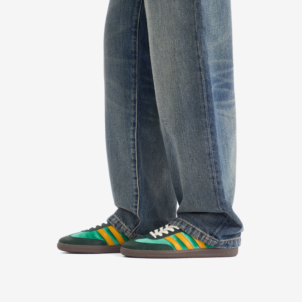 Women's Samba OG W Sneaker in Court Green/Preloved Yellow