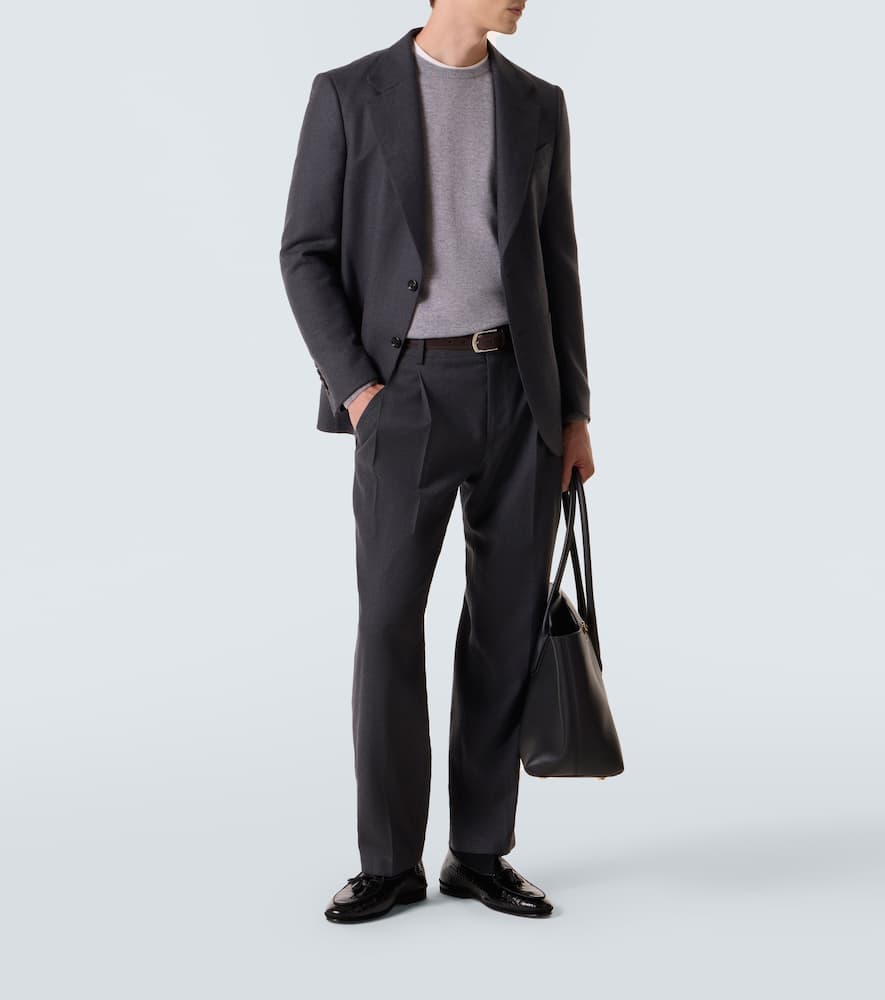 Cashmere sweater