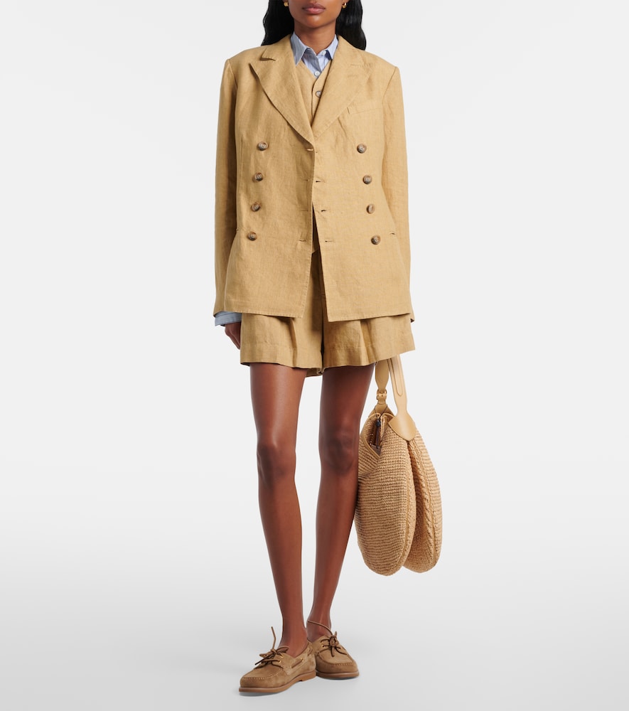Double-breasted linen blazer