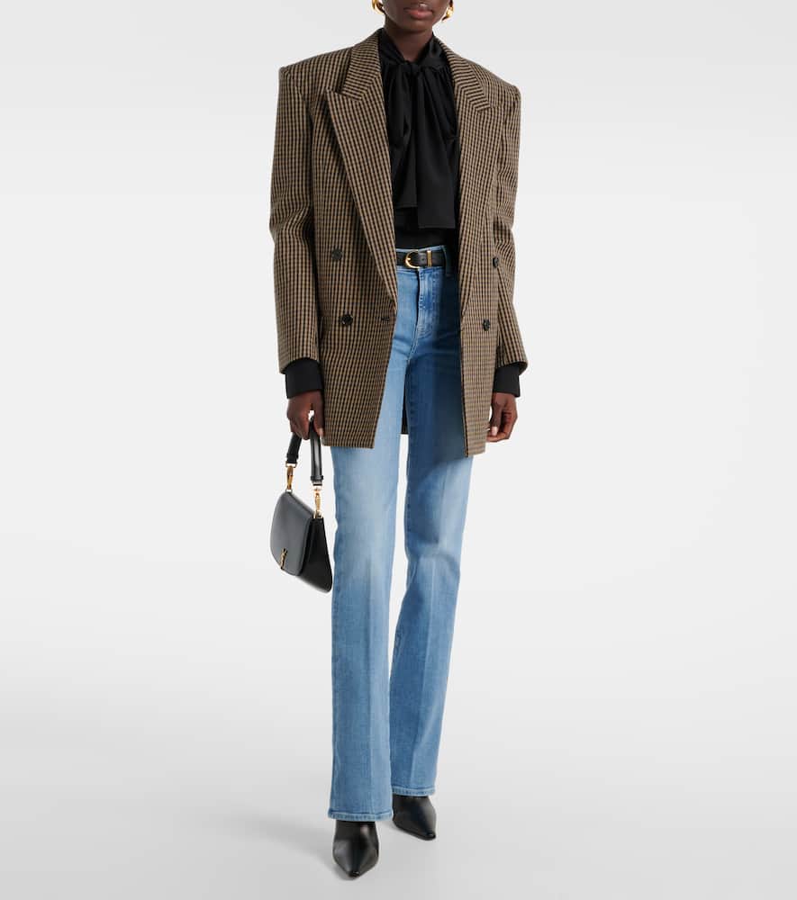 Mid-rise flared jeans